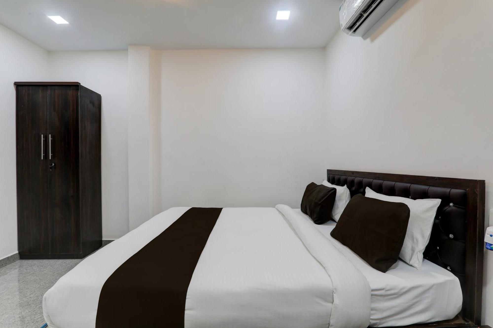 Super Hotel O Flagship Hotel Mk Palace Lucknow Bagian luar foto